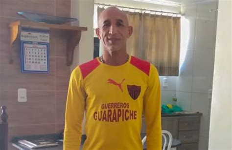 EX JOGADOR DE FUTEBOL VENEZUELANO DRIBLOU AS DIFICULDADES E DEU INíCIO