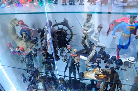 MY HOT TOYS COLLECTION PHOTOGRAPHY My Hot Toys Collection Display Update