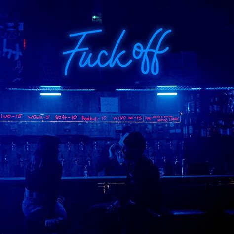 Letreros de neón con texto en inglés Fuck off letrero de luz de neón