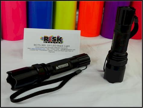 Hand Sized High Flux 365nm Forensic Black Light Source