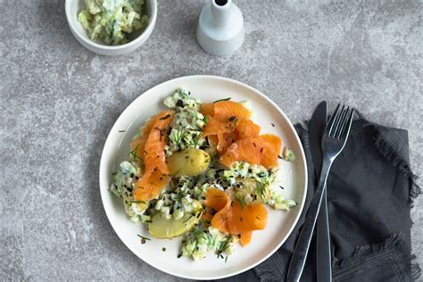 Venkelsalade Met Gerookte Zalm En Krieltjes Cook A Lot By Charlot