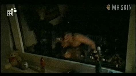 Hin Und Weg Nude Scenes Naked Pics And Videos At Mr Skin