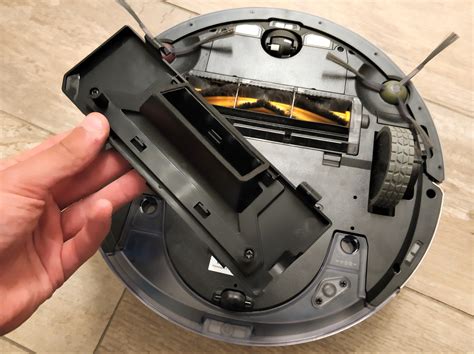 Ecovacs Deebot Ozmo 900 Saugroboter im Test: Der Allrounder