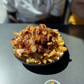 HOUSTON TX HOT CHICKEN Updated November 2024 204 Photos 182 Reviews 1712 W Traverse Pkwy