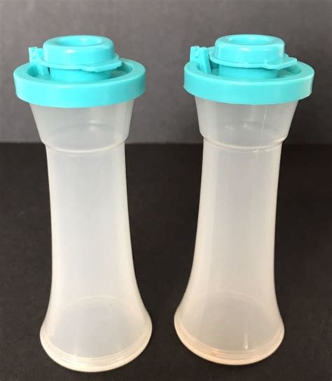 Tupperware Large 6 Hourglass Salt Pepper S P Shakers Set Aqua