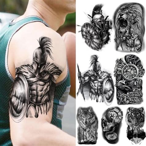 Tatouage De Casque Et De Bouclier Spartiate