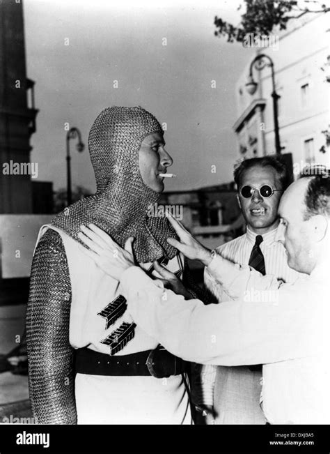 The dark avenger 1955 hi-res stock photography and images - Alamy