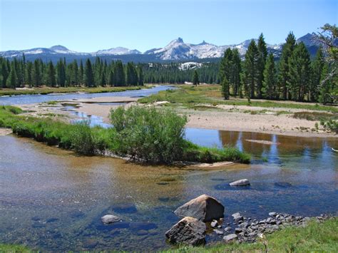 Bend On The Tuolumne River Glen Aulin Trail Yosemite National Park