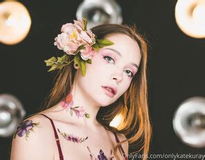 Slimthick Vic Ultimate Blonde Porn Pic