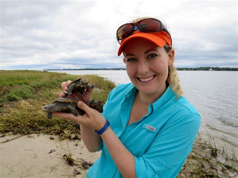 FWC biologist receives prestigious wildlife conservation award ...