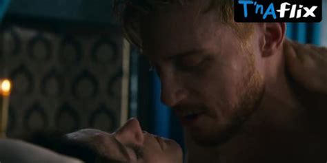 Amy James Kelly Sexy Scene In Blood Sex AND Royalty Tnaflix