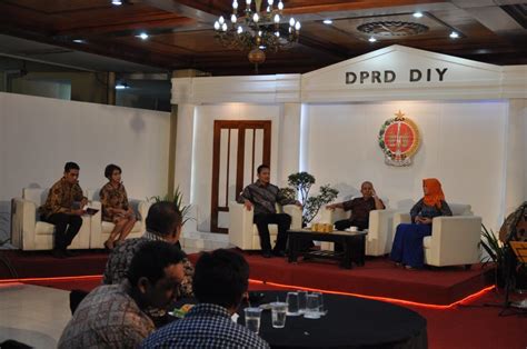 Dialog Interaktif Optimalisasi Peningkatan Informasi Publik E