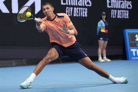 Popyrin into last 16 of Italian Open - Neos Kosmos