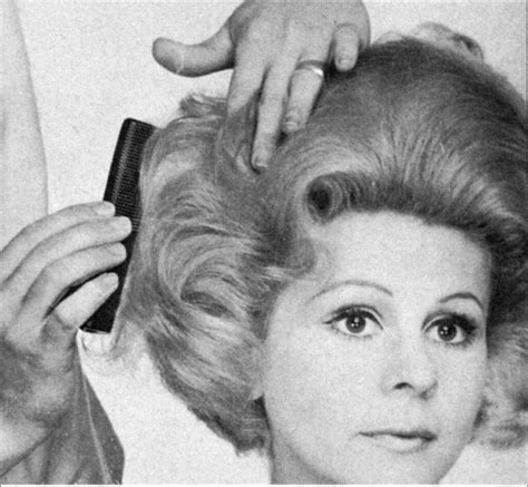 Styling Teased Hair Bouffant Hair Beehive Hair