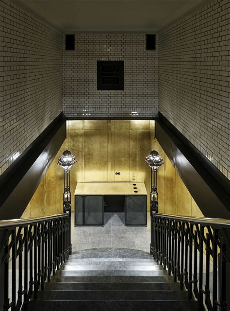 Photo 13 of 14 in Formerly a Historic Bank, This Amsterdam Hotel Honors