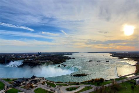 Niagara Falls Hotel | Niagara Falls Marriott Fallsview