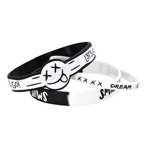 March Members Only Dream Smile More Wristbands 3 Pack Dream