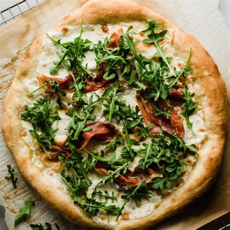 Arugula Prosciutto Pizza With Balsamic Glaze Life As A Strawberry