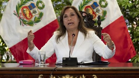 Fiscalía de Perú inicia investigación contra Dina Boluarte por