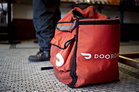 Select Mastercard customers now receive DoorDash perks -- check here to