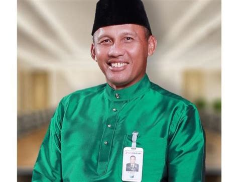 Andi Buchari Mundur Dari Dirut Bank Riau Kepri Syariah Melayupedia