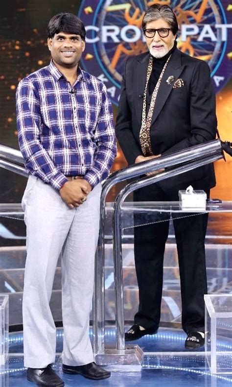 Free Photo Kbc 14 Contestant Impresses Big B With His Hilarious