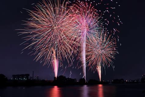 Todo Sobre Los Festivales De Hanabi Los Mejores Fuegos Artificiales En