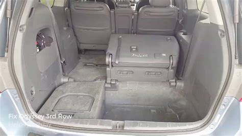 Honda Odyssey Middle Seat Fold Down