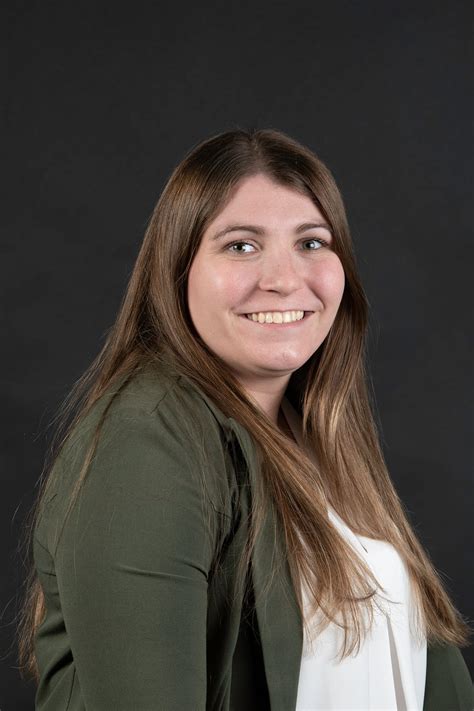 Sedona to let workers live in cars as housing costs skyrocket