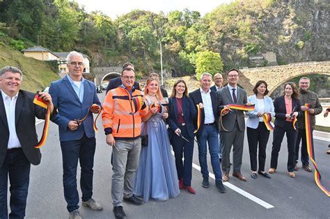 Wiederaufbau Tunnel In Altenahr Und Ahrbr Cke Bei Sinzig Sind Wieder Frei