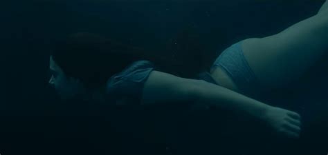 Nude Video Celebs Laetitia Casta Nude Noee Abita Nude Une Ile