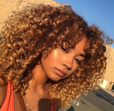 Khayanderson In 2024 Highlights Curly Hair Dyed Curly Hair Honey