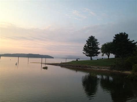 Douglas Lake, Dandridge, TN #coastline #morningcalm #beforethewaves | Douglas lake, Mountain ...