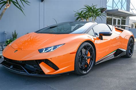 Used 2019 Lamborghini Huracan LP 640 4 Performante Spyder ILusso