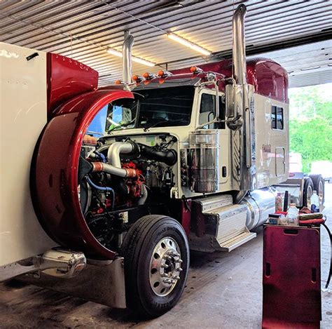 Heavy Duty Truck Service Fleet Ready Full Service Truck Repair