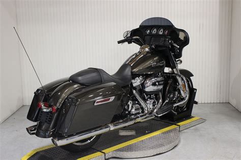 Certified Pre Owned 2021 Harley Davidson Street Glide In Revere R2878