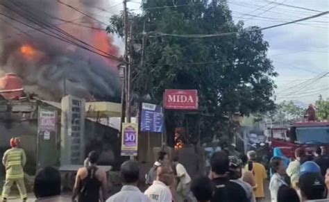 Rumah Ludes Terbakar Di Gang Warta Bandung Diduga Akibat Tabung