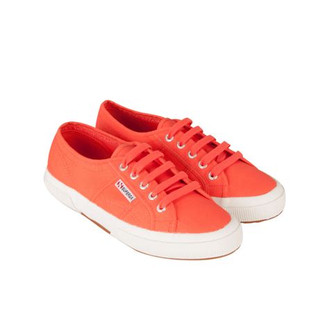 Superga Classic 2750 Cotu Shoe In Red Coral