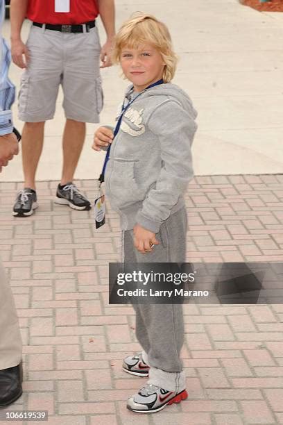 Allan Kournikova Photos and Premium High Res Pictures - Getty Images