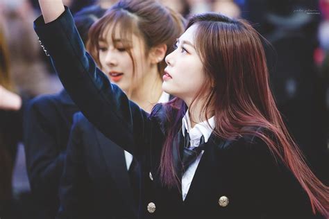 Jiu And Yoohyeon