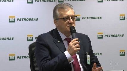 Publicitário diz que fez repasses de propina para ex presidente da