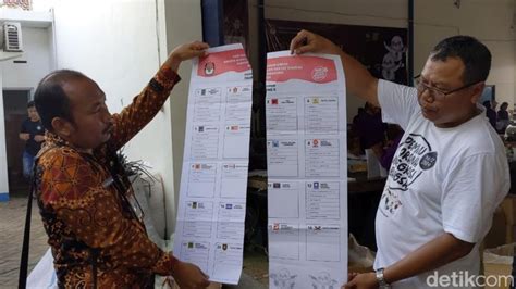 Kpu Tulungagung Temukan Ratusan Surat Suara Dprd Rusak