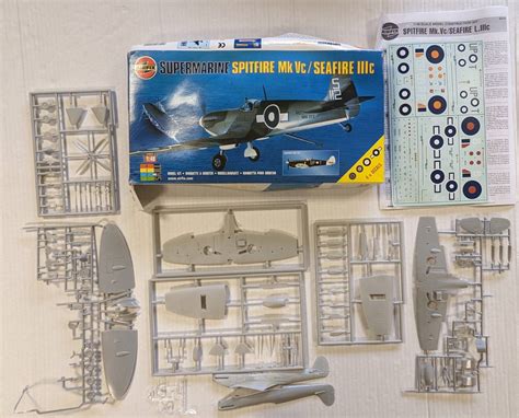 Airfix Supermarine Spitfire Mk Vc Seafire Iiic Started