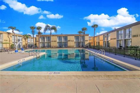 10 Cheap Hotels in Orlando, FL for a Budget Family Vacation