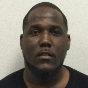 Damien Johnson A Registered Sex Offender In Milwaukee Wi At
