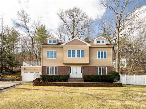 202 Totten Pond Rd Waltham MA 02451 Zillow