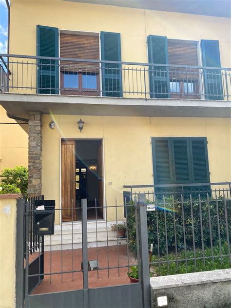 Case A Campi Bisenzio In Vendita E Affitto RisorseImmobiliari It