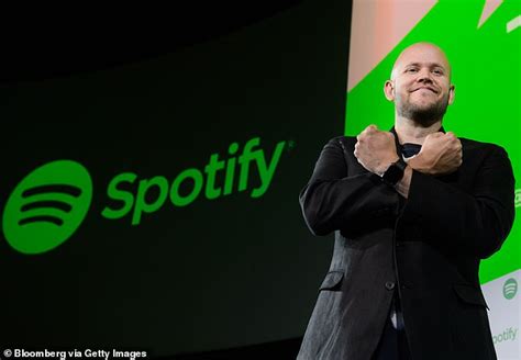 Arsenal Patrick Vieira Backs Spotify Billionaire Daniel Ek S Bn