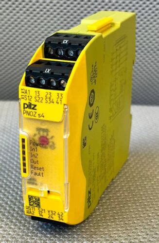 New Pilz Safety Relay Vdc N O N C Model Pnoz S Ebay