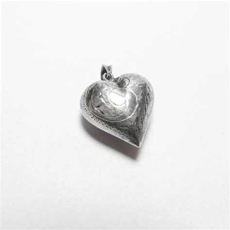 Sterling Silver Floral Etched Puffed Heart Drop Penda Gem